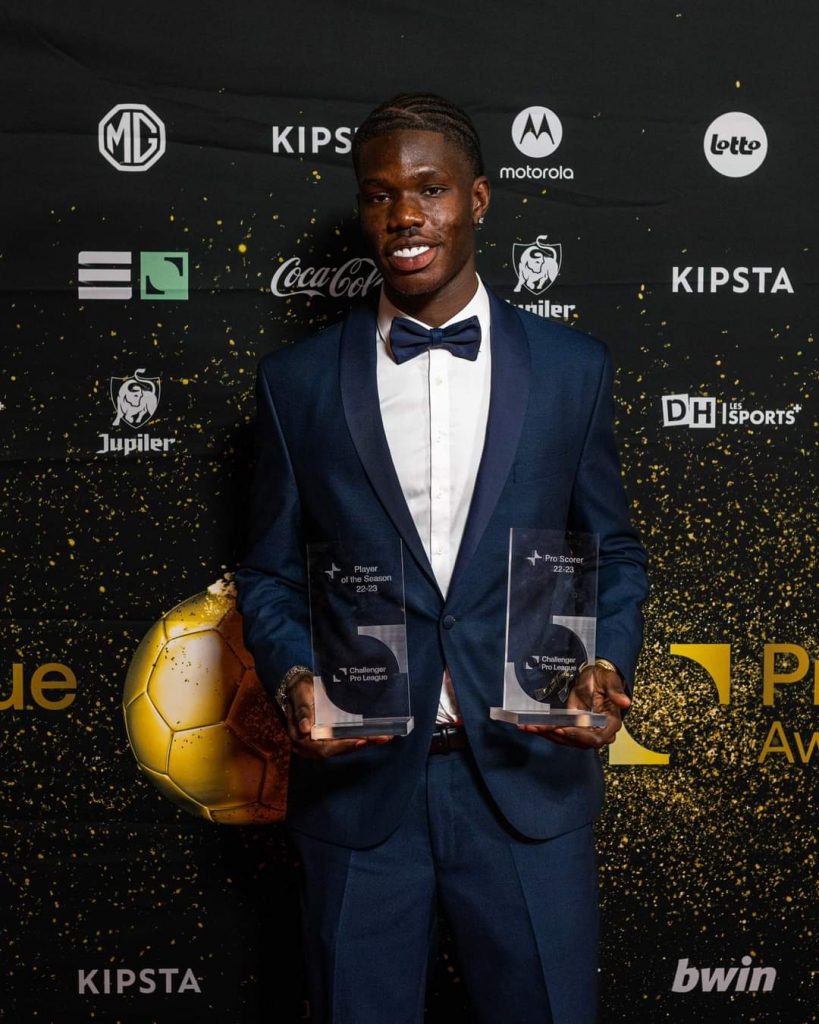 Belgique Thierno Barry élu meilleur joueur de la D2 Guineefoot